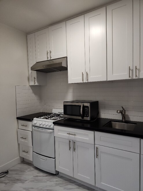 Building Photo - 1781 Orchid Ave