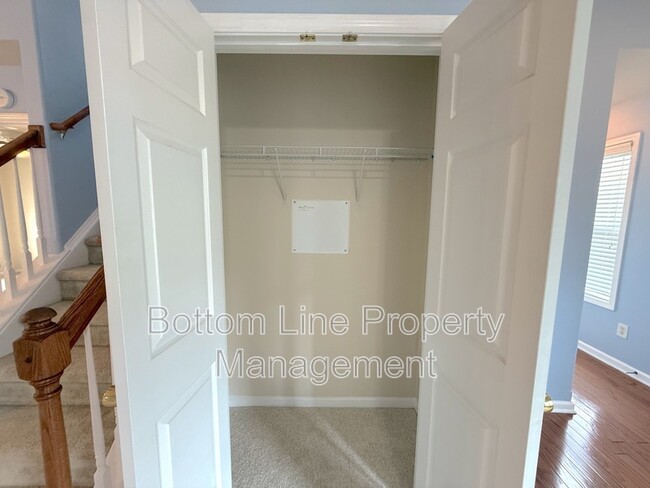 Building Photo - 3131 Ocalle Ln