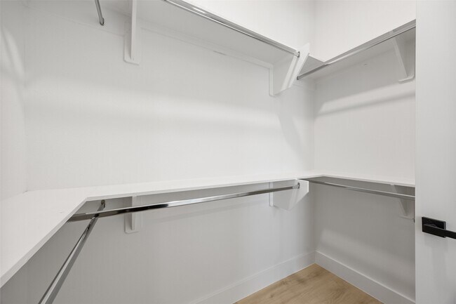 Building Photo - 615 Lettie St