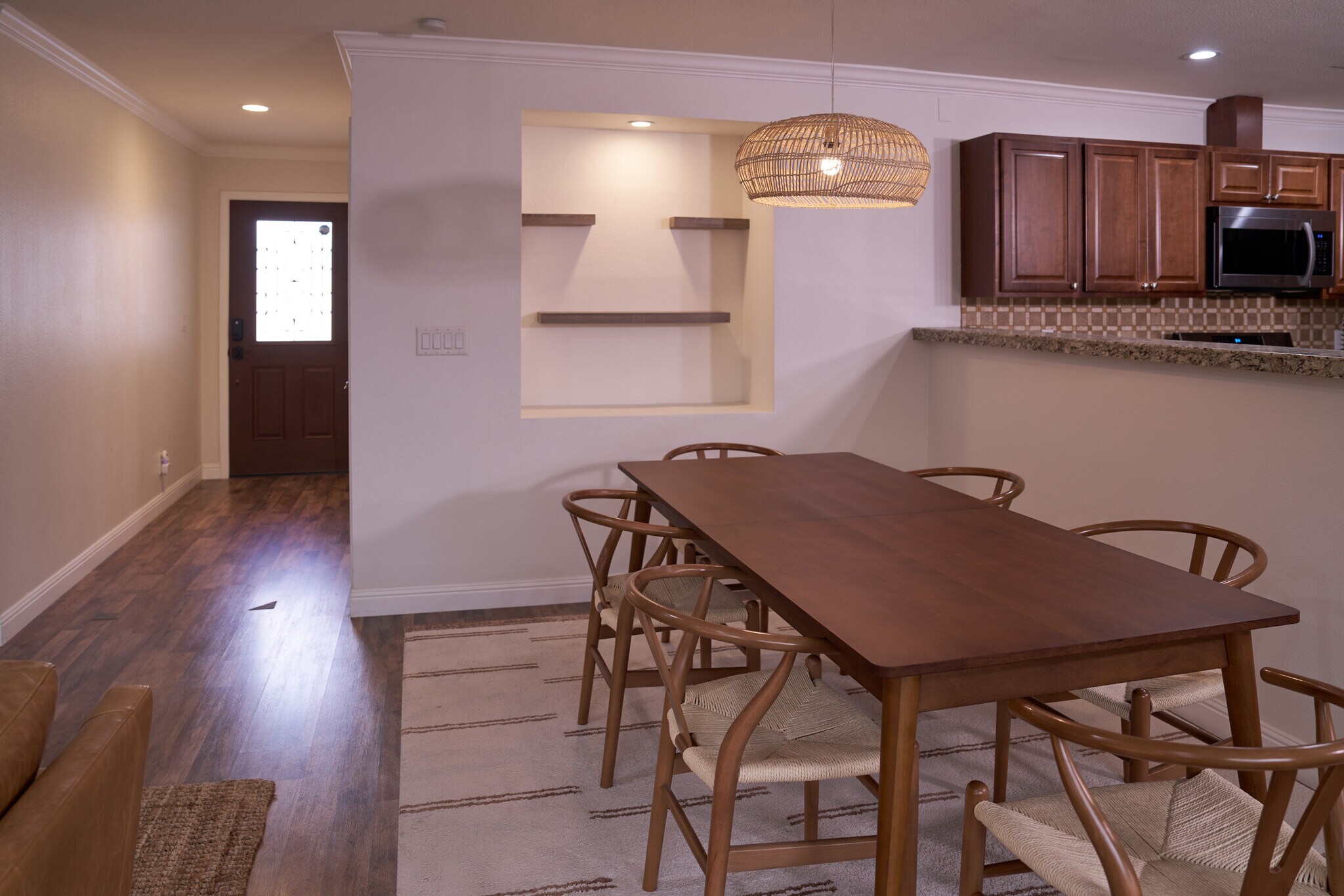 Building Photo - 46705 Washington St