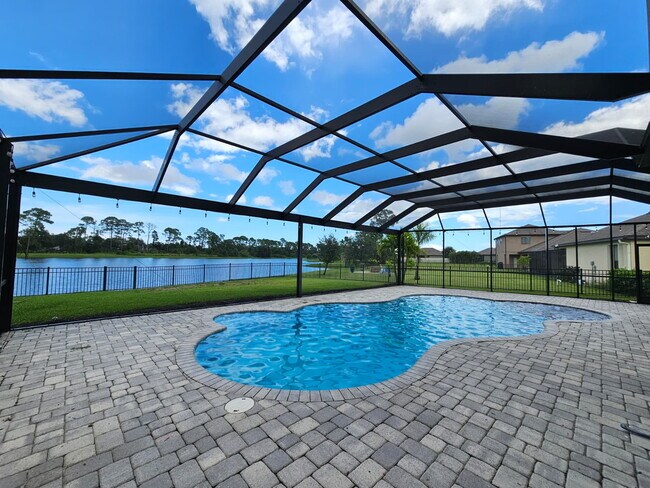 Building Photo - Watergrass
