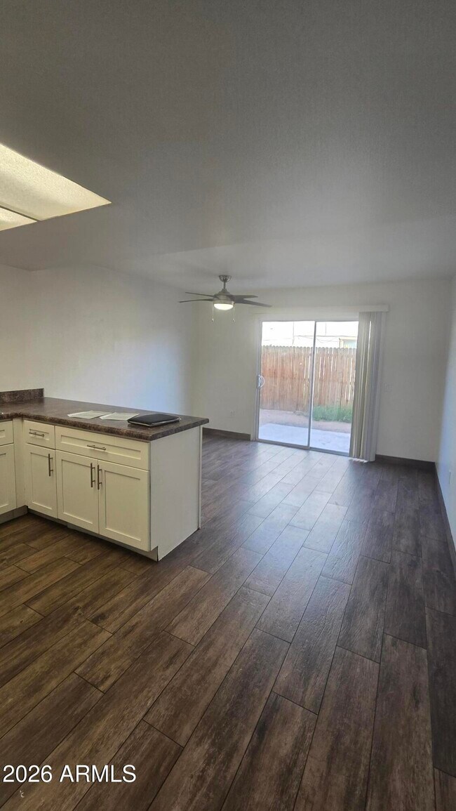 Building Photo - 4431 N 53rd Ln