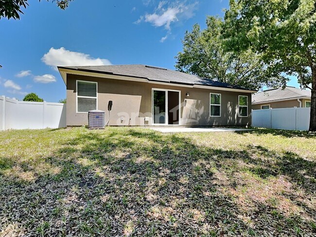Building Photo - 360 Sunshine Dr
