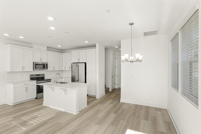 Building Photo - 320 Lynwood Station Blvd