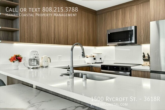 Building Photo - 1500 Rycroft St