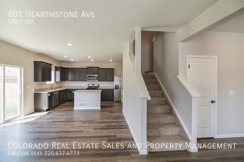 Building Photo - 801 Hearthstone Ave