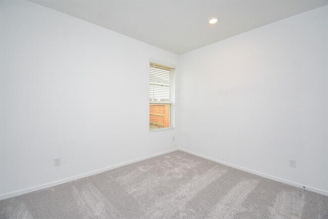 Building Photo - 6307 Serenity View Ln
