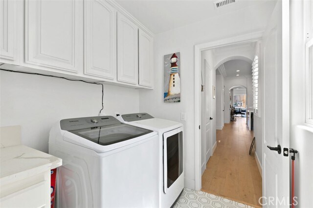 Building Photo - 113 18th St