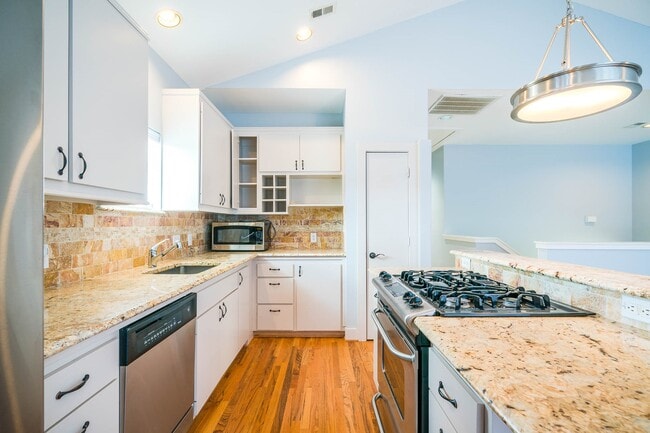 Building Photo - 3702 Omeara Dr