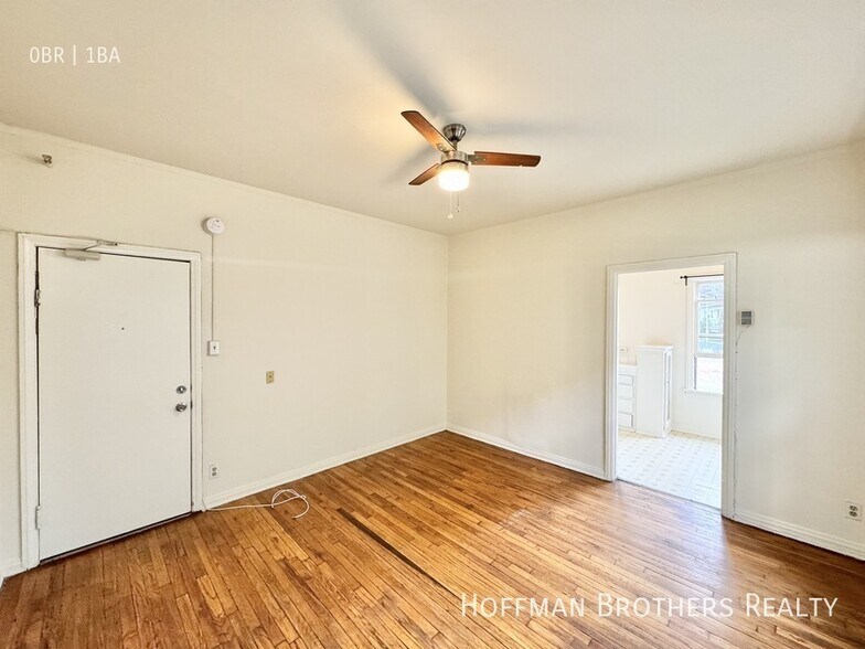Building Photo - 836 Sanborn Ave
