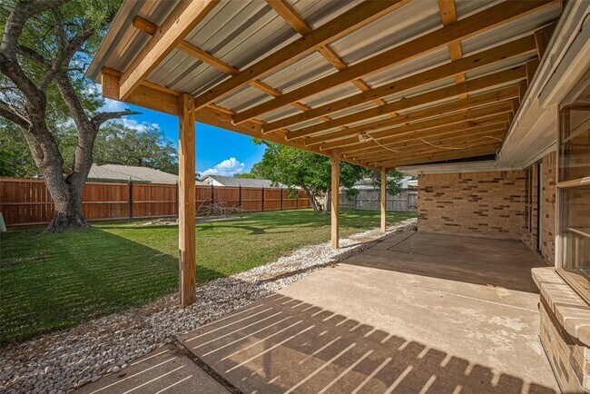 Building Photo - 14319 Waterville Way