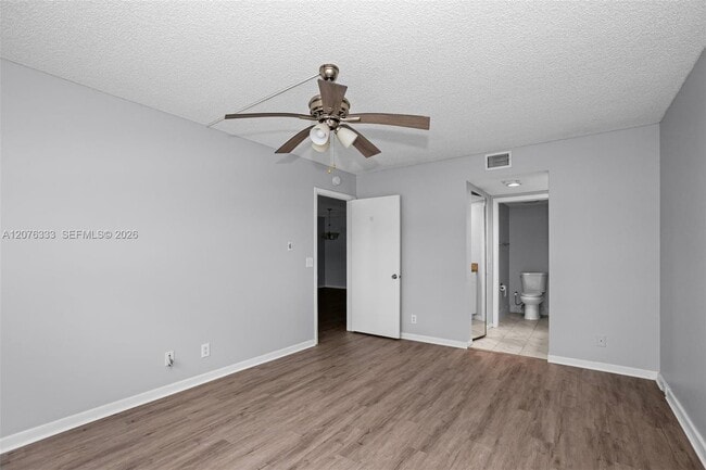 Building Photo - 901 SW 128th Terrace