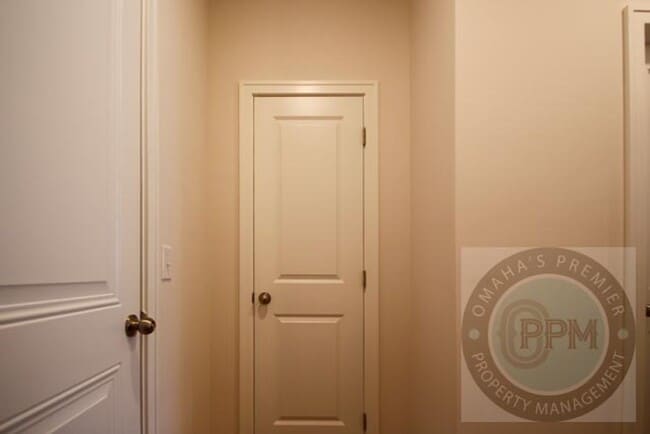 Building Photo - Modern New Build 4Bd/4Ba Papillion (photos staged for effect)
