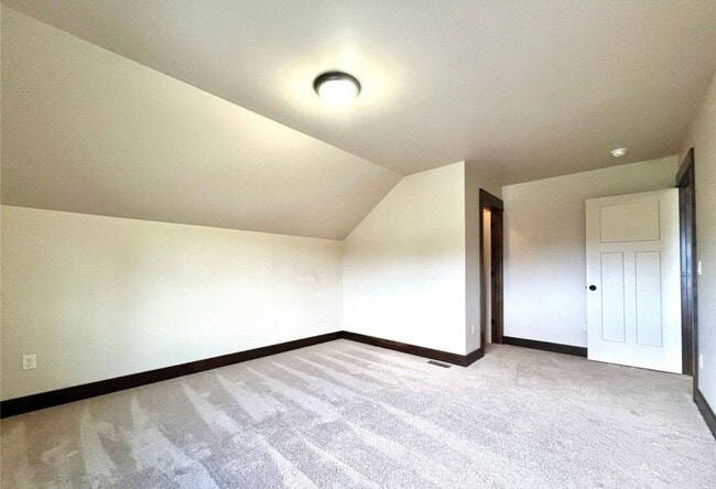 Building Photo - Charming 4-Bedroom Home with Spacious Lawn in Bozeman, MT!