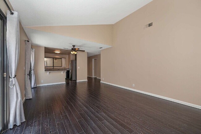 Building Photo - Unique Opportunity!