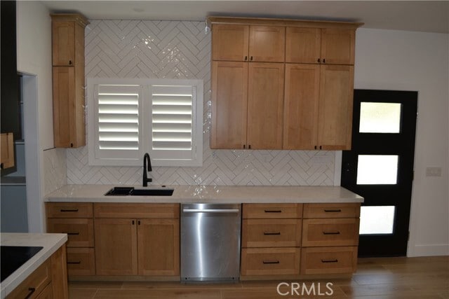 Building Photo - 12747 Hilltop Dr