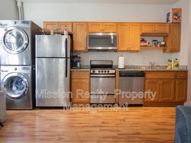 Building Photo - 11712 Chester Village Dr