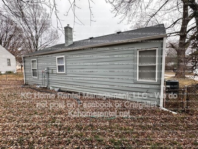 Building Photo - 3416 S Overton Ave