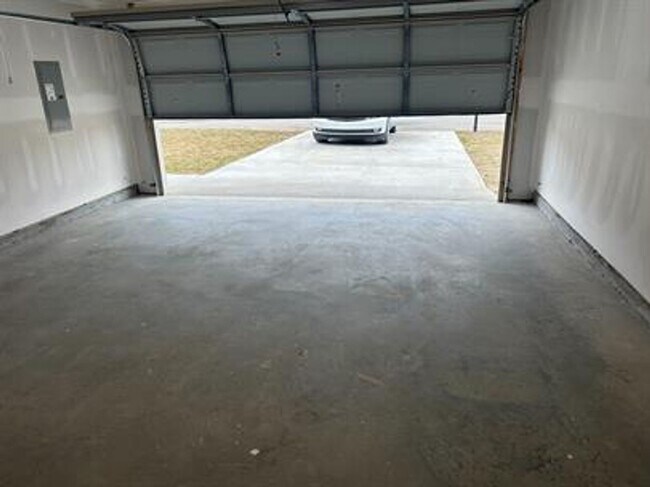 Building Photo - Modern Living in Odenville | 3BR/2BA