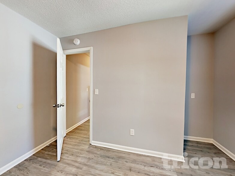 Building Photo - 8501 Milton Morris Dr