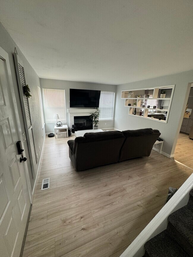 Building Photo - 9491 Devon Ct