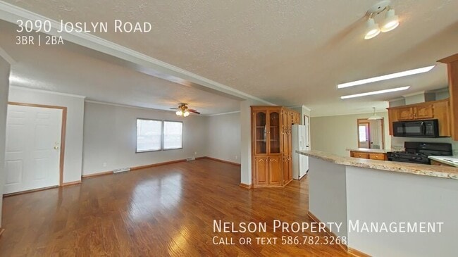 Building Photo - 3090 Joslyn Rd