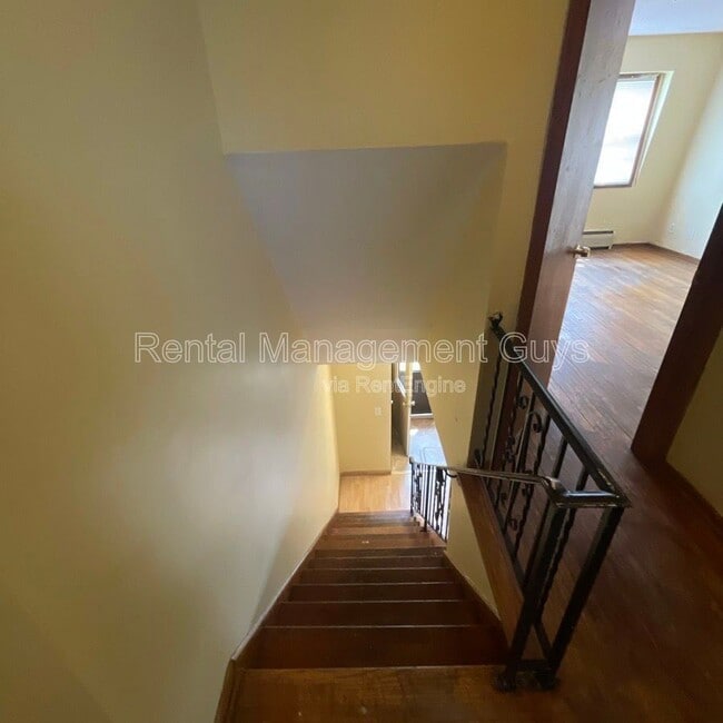 Building Photo - 501 N Morgan Ave