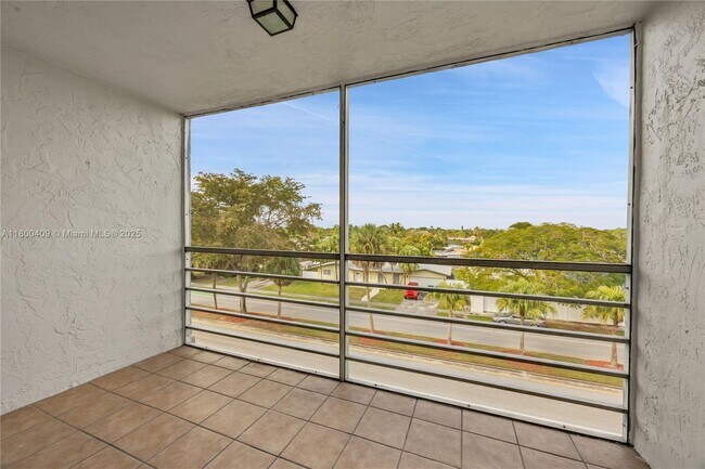 Building Photo - 14180 SW 84th St