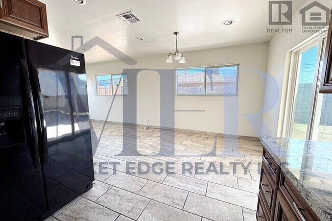 Building Photo - 3Bed/2Bath House 35th Ave/Bethany! NO APPLICATION FEE! - RV GATE, NO HOA!