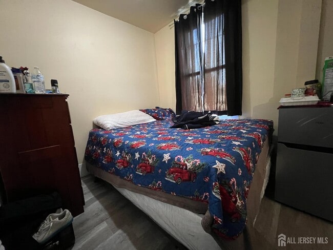 Building Photo - 109 Washington St