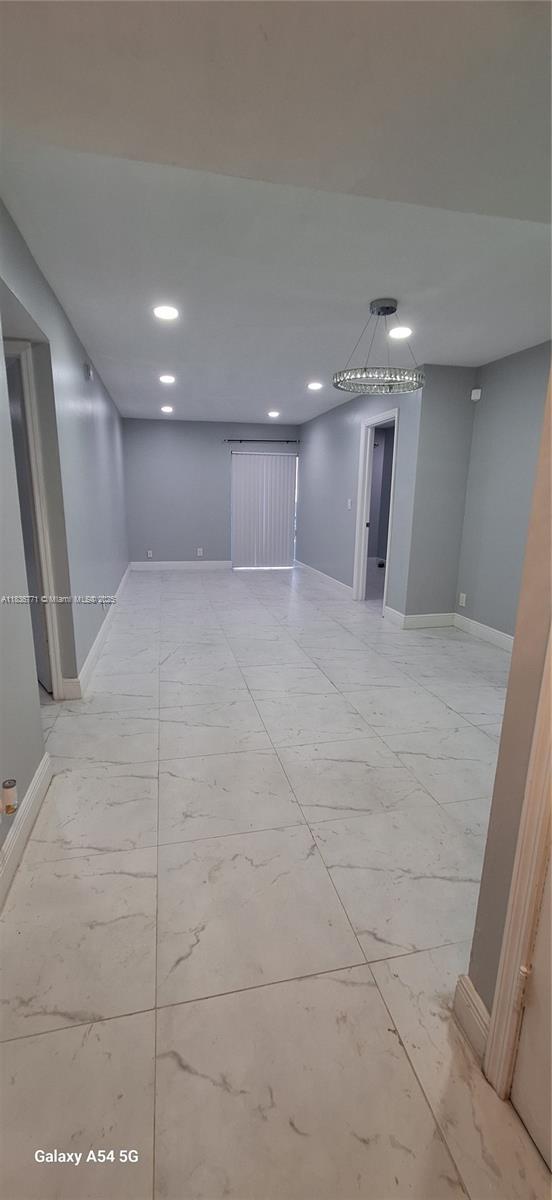 Building Photo - 3300 Spanish Moss Terrace