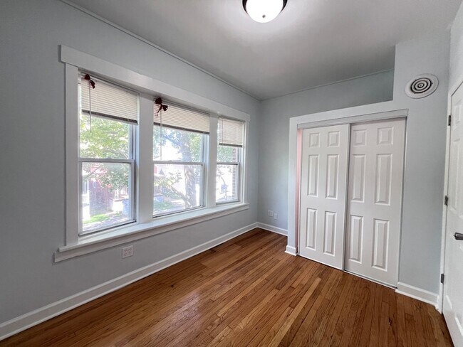 Building Photo - 2707 E 78th St