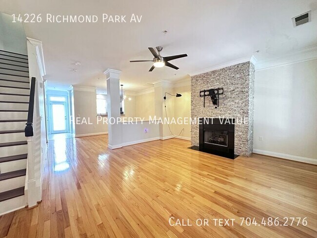 Building Photo - 14226 Richmond Park Ave