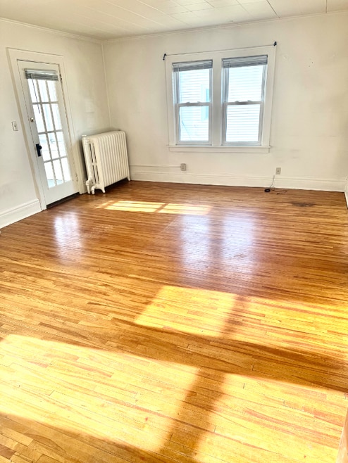 Building Photo - 826 Marie