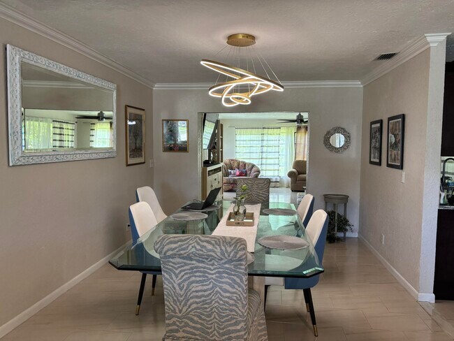 Building Photo - 6433 Sagewood Way