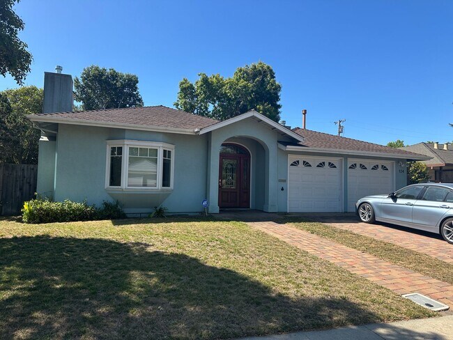 Primary Photo - Beautifully Appointed 4 Bed, 2.5 Bath Home...