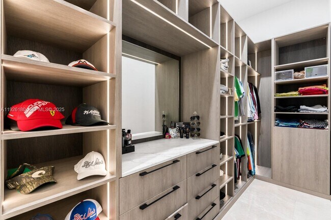 Building Photo - 80 NW 129th Ave