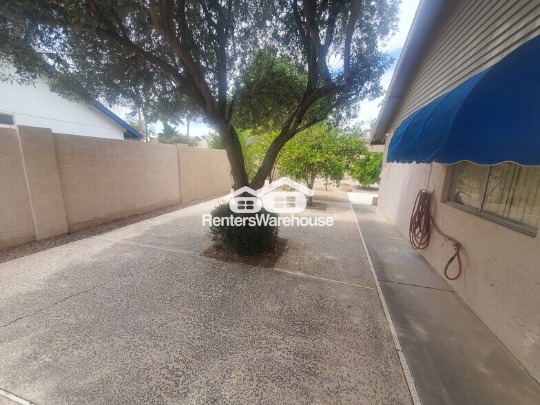 Building Photo - 5136 E Tierra Buena Ln