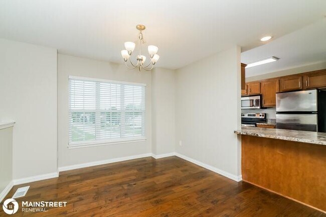 Building Photo - 1302 CEDAR SPRINGS PKWY, LA GRANGE, KY 40031