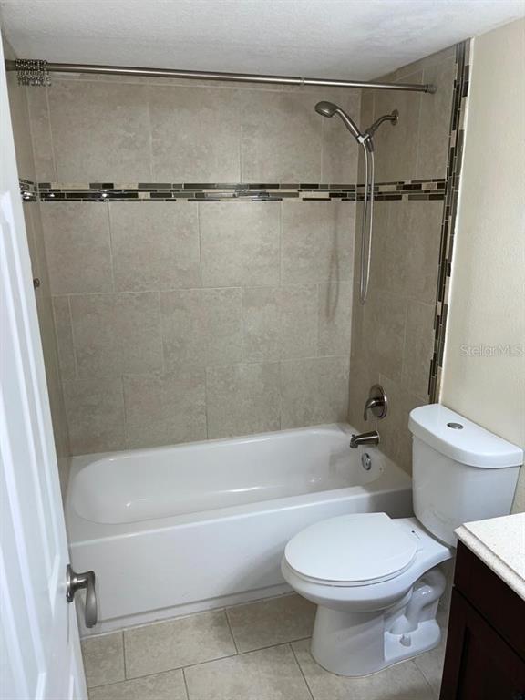 Building Photo - 5325 Curry Ford Rd