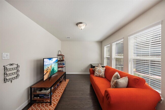 Building Photo - 1506 Brayson Oaks Pl