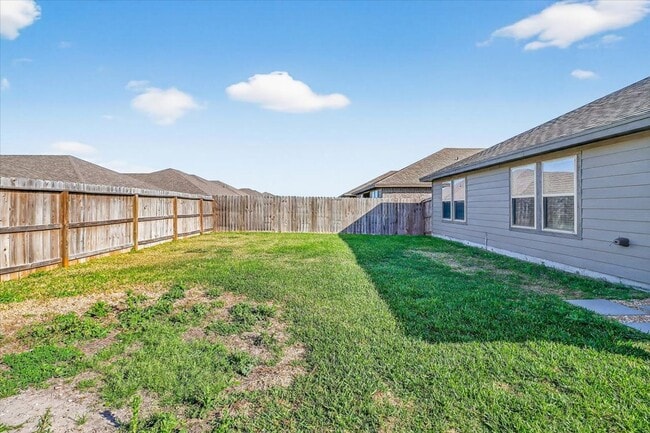 Building Photo - 7230 Tristan Dr