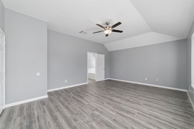 Building Photo - 5530 Imperial Grove Dr