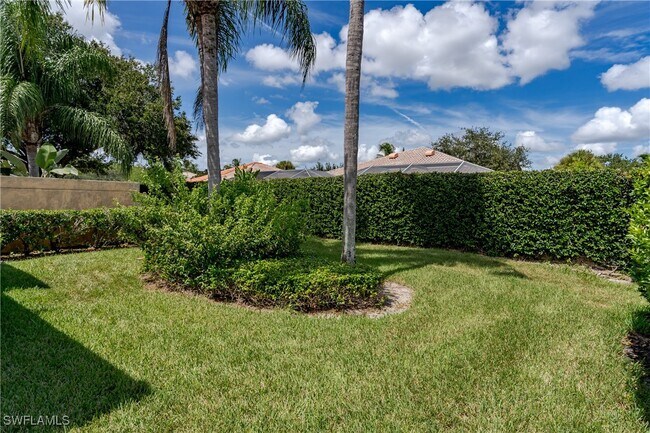 Building Photo - 4949 Kingston Way