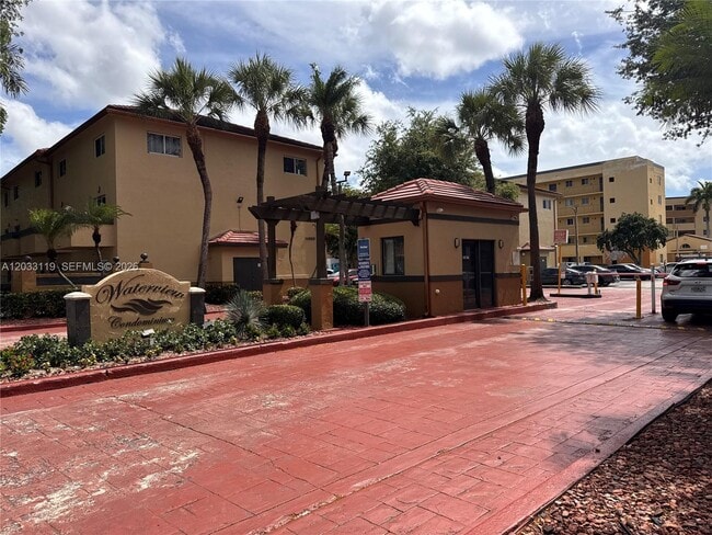 Building Photo - 14931 SW 82nd Ln