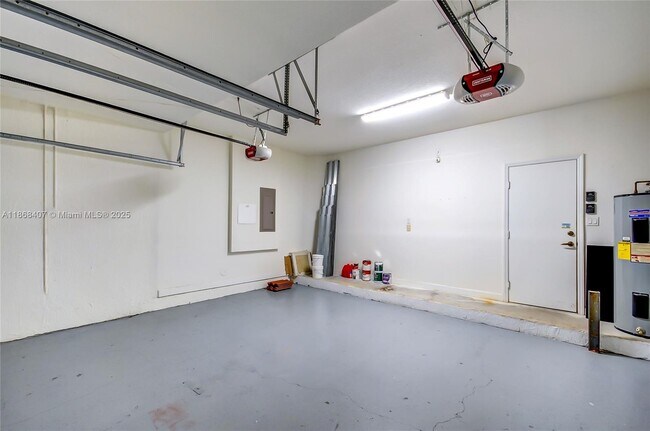 Building Photo - 8631 NW 110th Ave