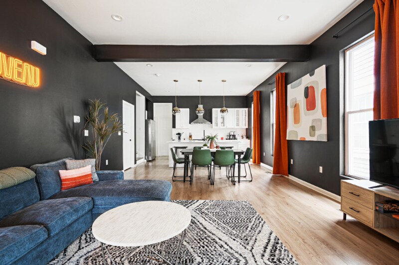 Building Photo - 1734 S Talbott St