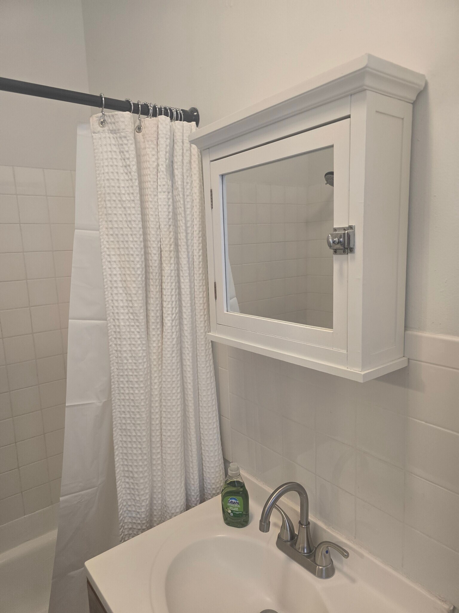 Building Photo - 1622 Bainbridge St