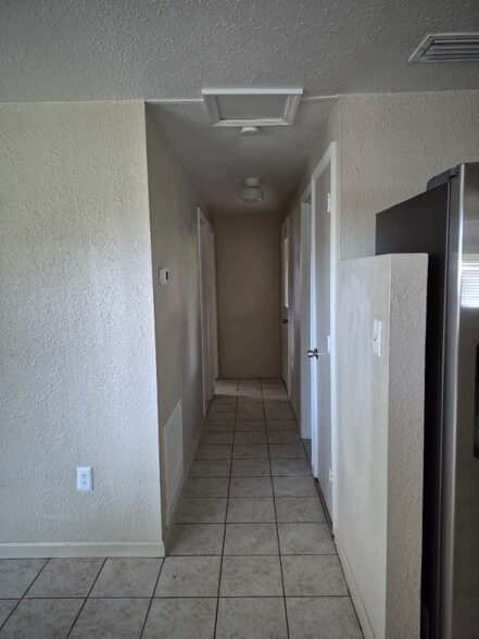 Building Photo - 7755-7765 64th Way N