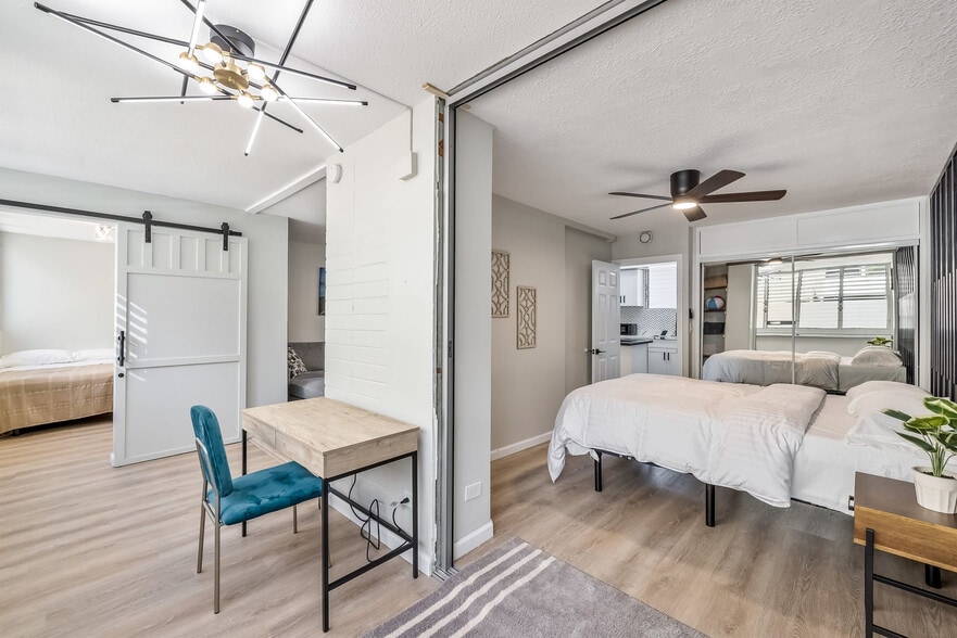 Building Photo - 225 Lili?uokalani Avenue-SI ID1234486P